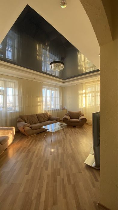 Оренда Елітної 2-кімнатної квартири в Центрі міста!