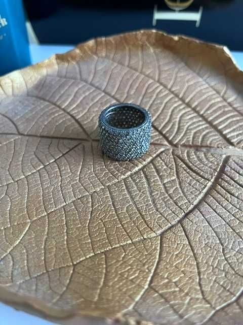 Anel prata com brilhantes - EM PERFEITO ESTADO