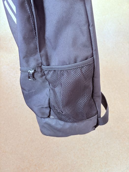 Plecak Adidas czarny uniwersalny model sportowy