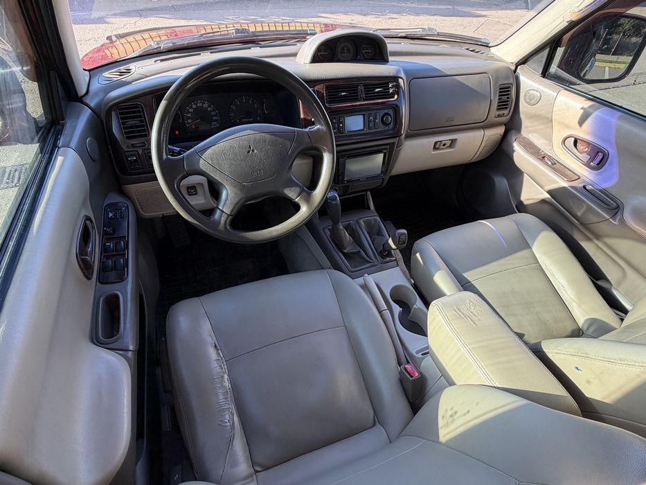 Продам Mitsubishi Pajero Sport 2005 3.0 газ/бензин рідний пробіг гарний стан!