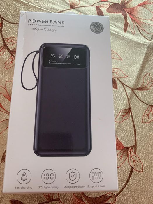 Стильний павербанк на 20 000 mAh з індикатором заряду