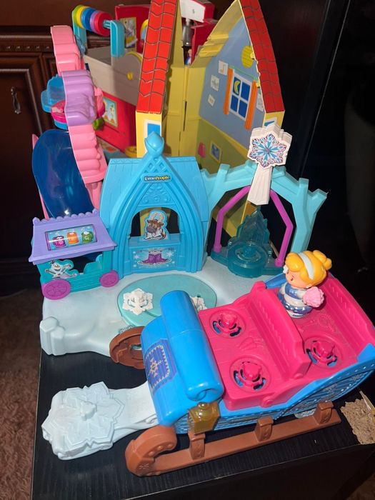 Ігрові набори для хлопчиків і дівчаток