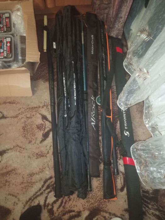 Снасті роболовниє