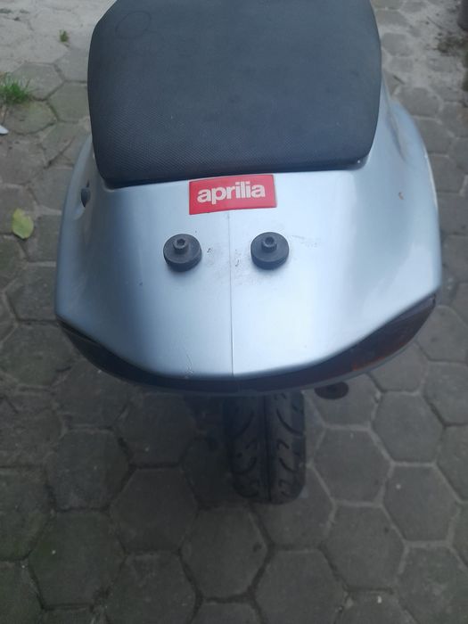 Vende-se mota Aprilia