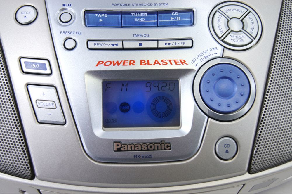 Продам —МАГНИТОЛУ Panasonic!
