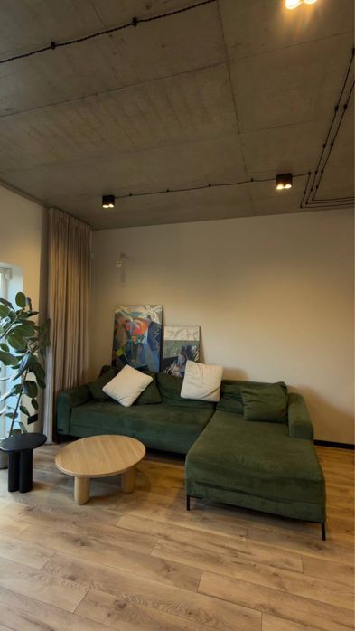 Оренда котеджу в Зубрі