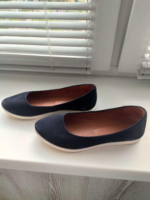 Замшевые балетки, замшеві балетки