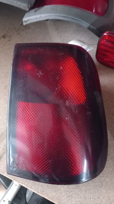 Farolim direito Nissan Terrano Ford Maverick