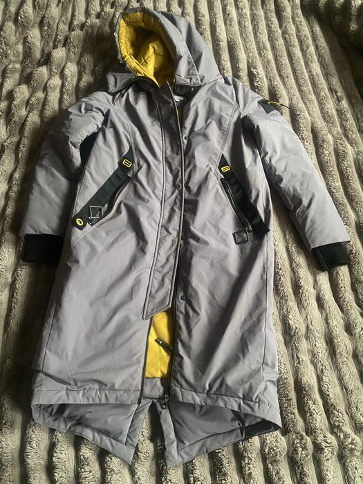 Продам зимову курточку