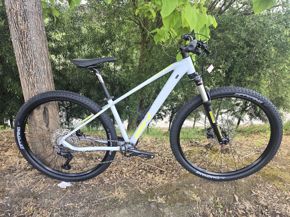 Btt 29 nova com suspensao a ar