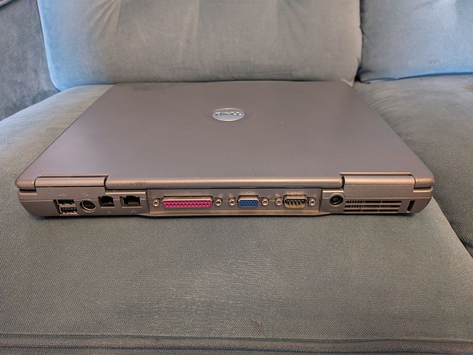 Dell Latitude D600  | Fizyczny COM & LPT | Win XP/98 | Do Retro i Serwisu