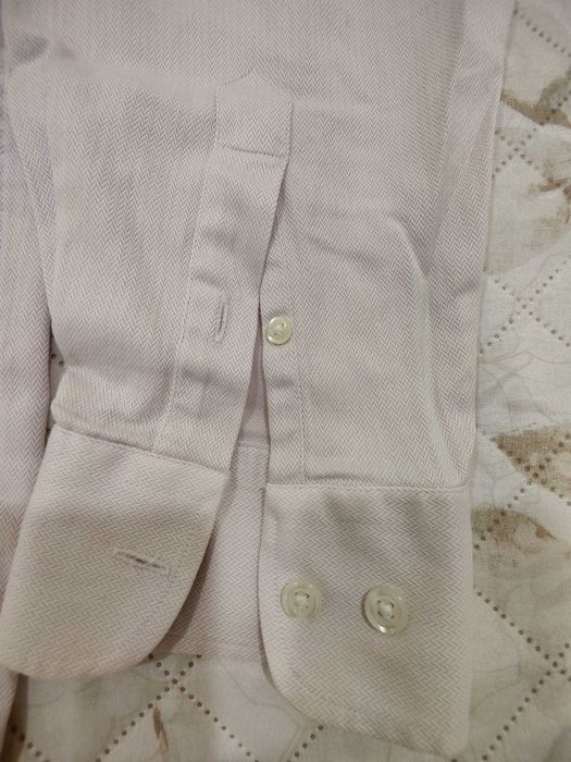 Camisa Alto tam. L/41 em muito bom estado .