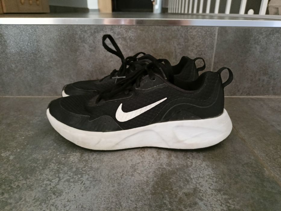 Buty sportowe Nike Revolution 36