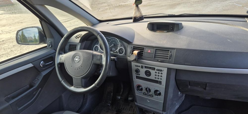 Opel Meriva 1.8 lpg