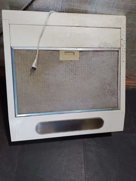 Вытяжка кухонная.