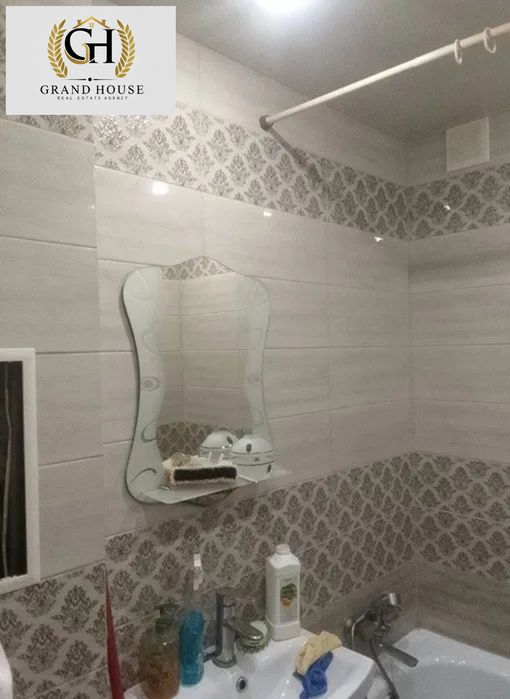 Продам двокімнатну квартиру. Вулиця Шатіла.