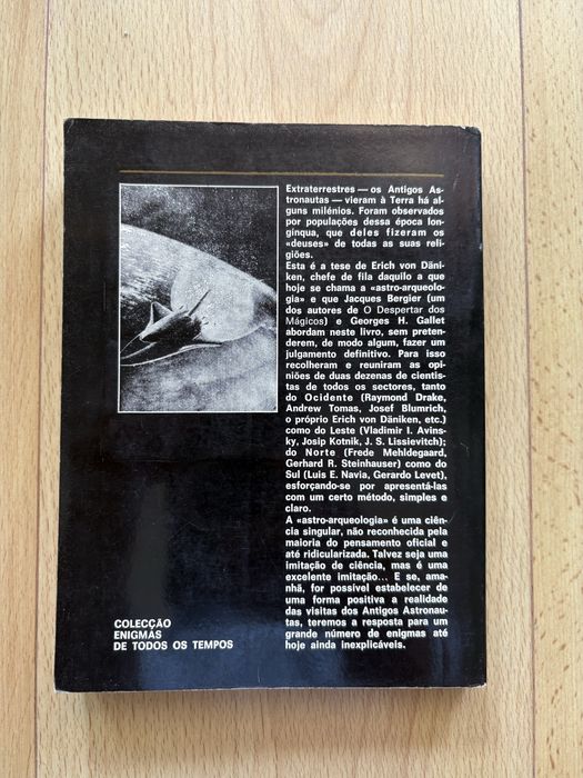 Livro Raro: O Livro dos Antigos Astronautas - Jacques Bergier (1979)