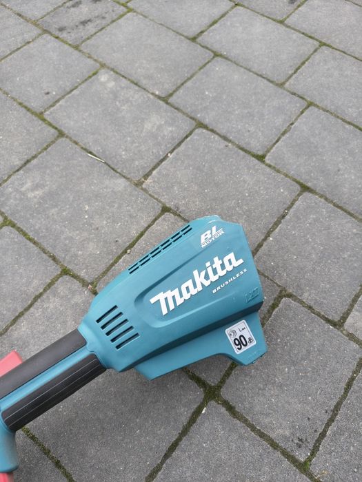 Podkaszarka Makita