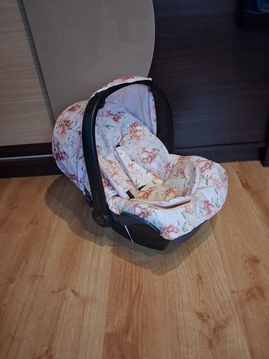 Nosidelko  MAXI COSI