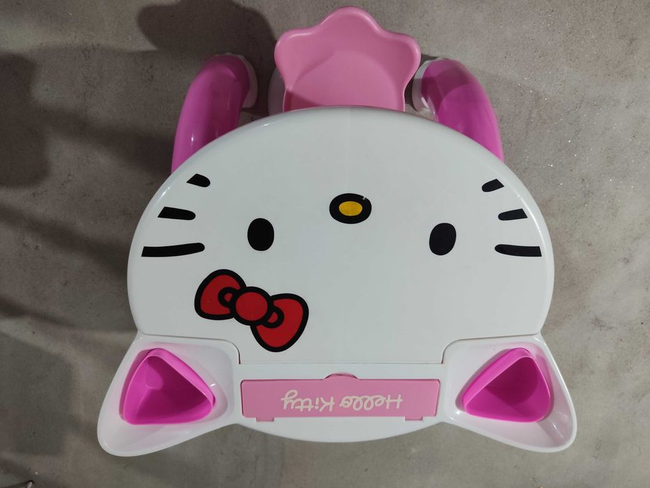 Mesa Hello Kitty  com banco