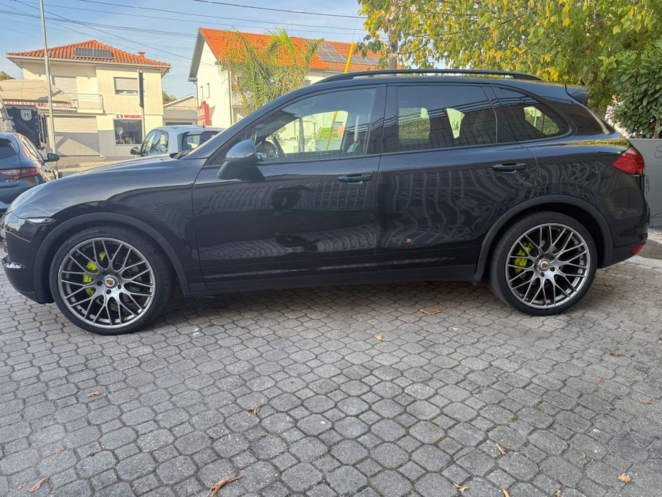 Porsche cayenne s 3.0 v6