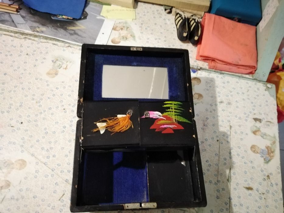 Vendo caixas de arrumação bom estado