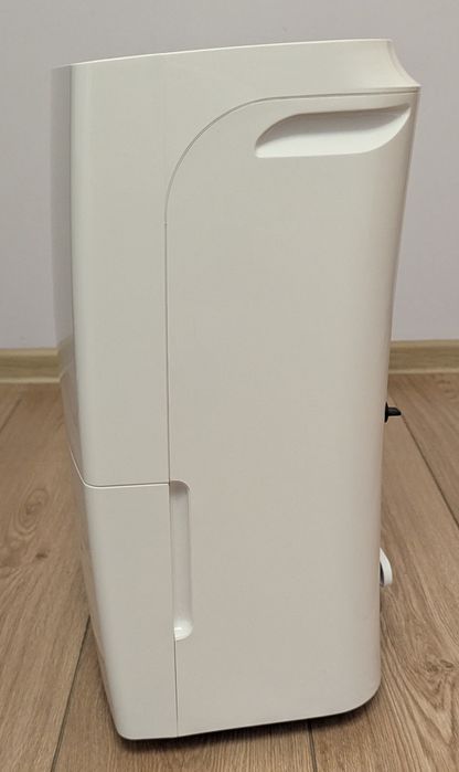 Midea Comfee MDDF-20DEN7-WF