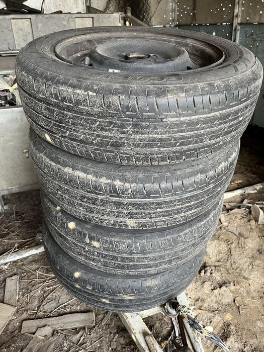 Диски резина шини літо 165/65/14