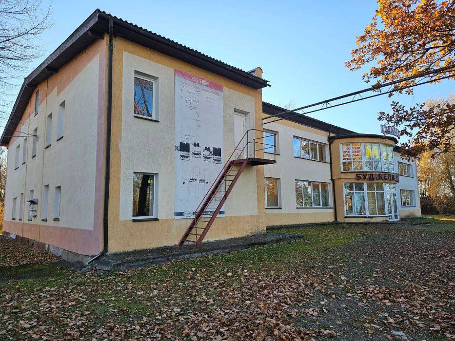 Продаж будівлі комерційного призначення 903м2, Богородчани