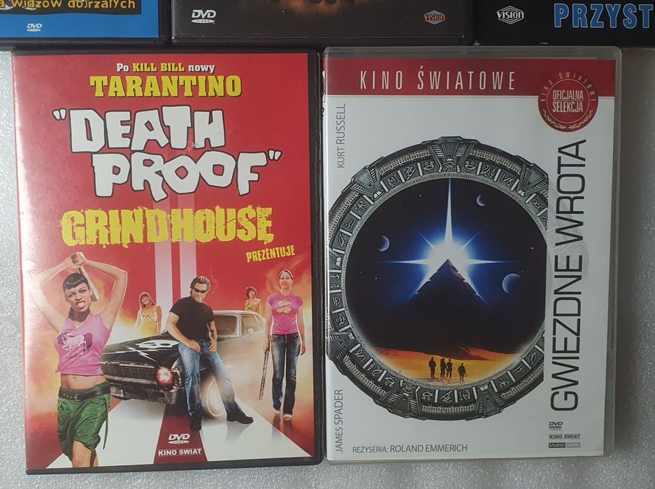 Zestaw 7 Filmów DVD Spotkanie/ Smakosz/ Psy 2 (folia) / Gwiezdne Wrota