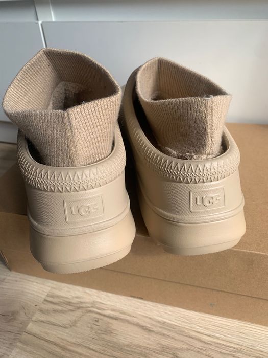 Ugg tasman x r.42
