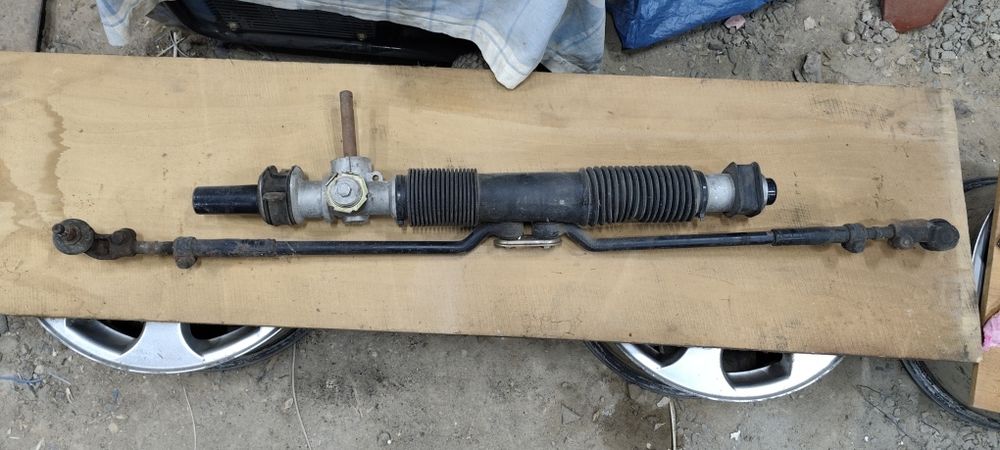 Продам рульову рейку Opel