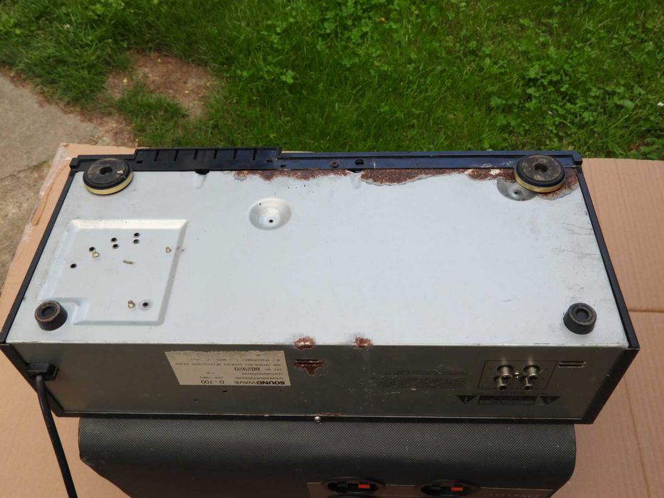 Magnetofon Soundwave D - 700  do naprawy lub na części