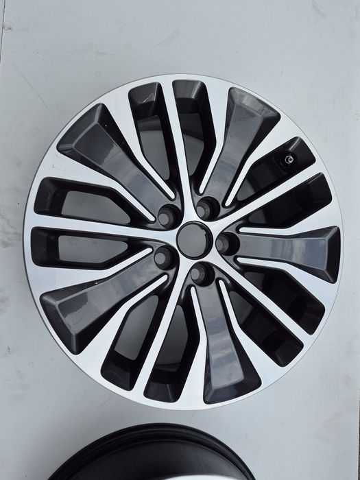 Felgi 5x108 Jaguar r18 7.5j et45