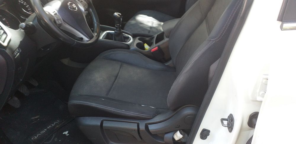 Nissan Qashqai 1.6 Dci Pure Drive (Em bom estado)2014