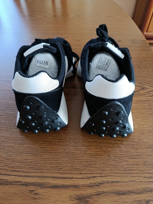 Sprzedam nowe buty r.38