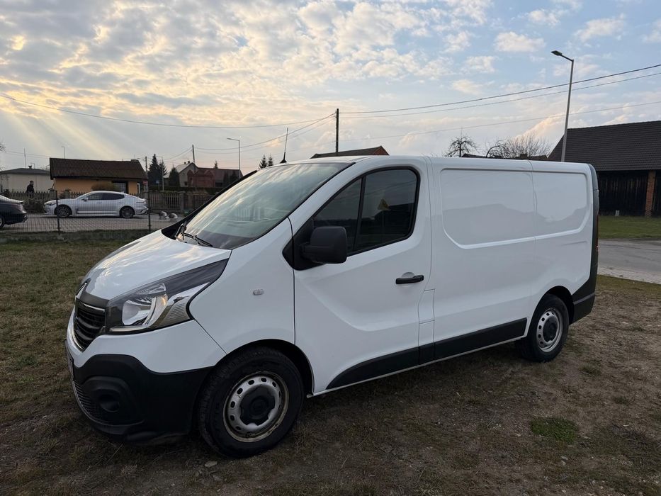 Sprzedam renault trafic 2.0 dci Komfort L1H1
