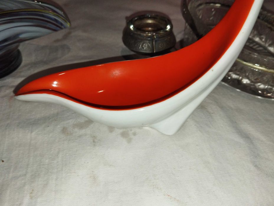 Продам разную интересную посуду по разумной цене.