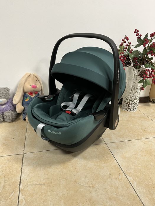 Автокрісло MAXI-COSI Pebble 360 PRO Група 0+ (0-13 кг) автолюлька