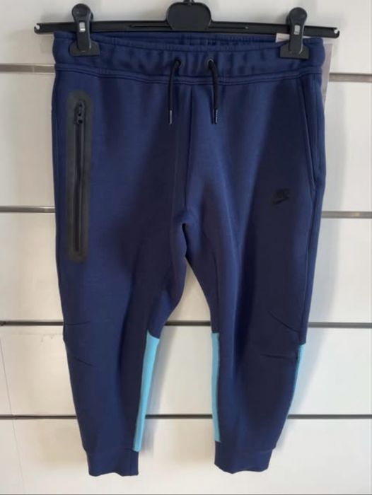 Nike Tech Fleece штани