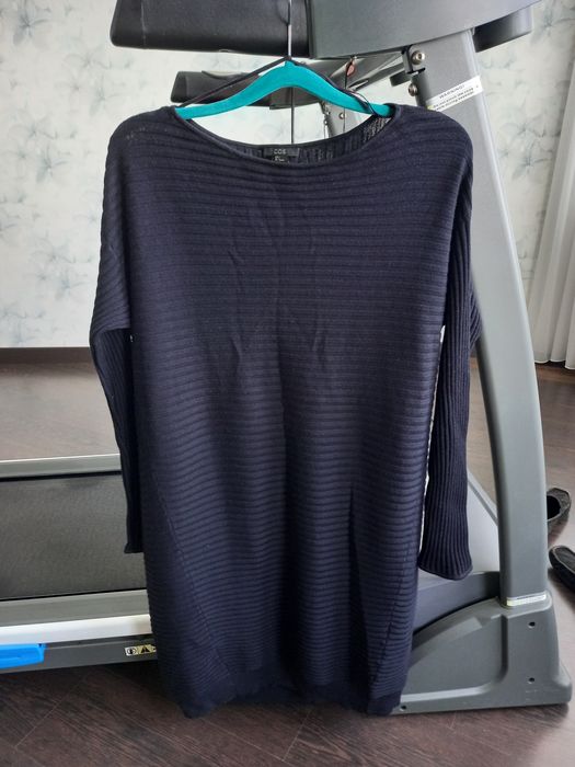 Женское платье бренд COS