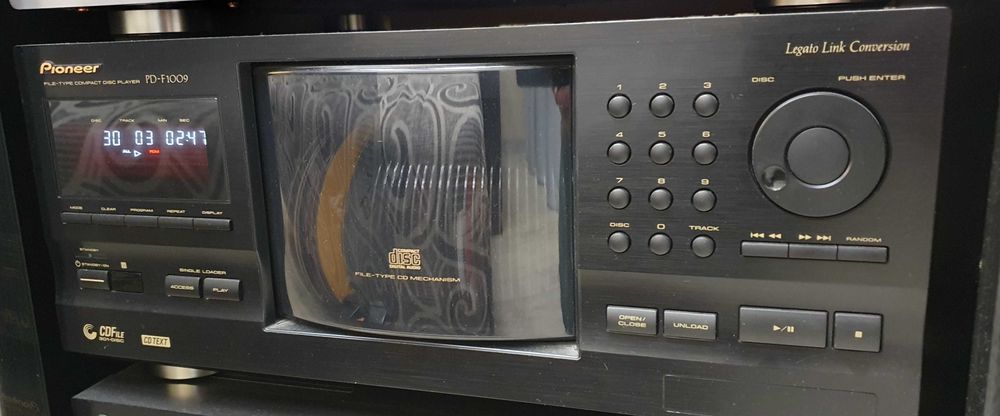 Програвач компакт дисків 300 і 1 диск pioneer pd-f1009