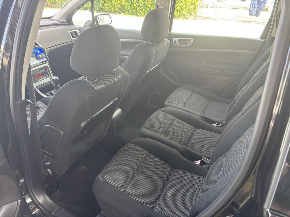 Peugeot 307 SW 1.6 Hdi 7 Lugares