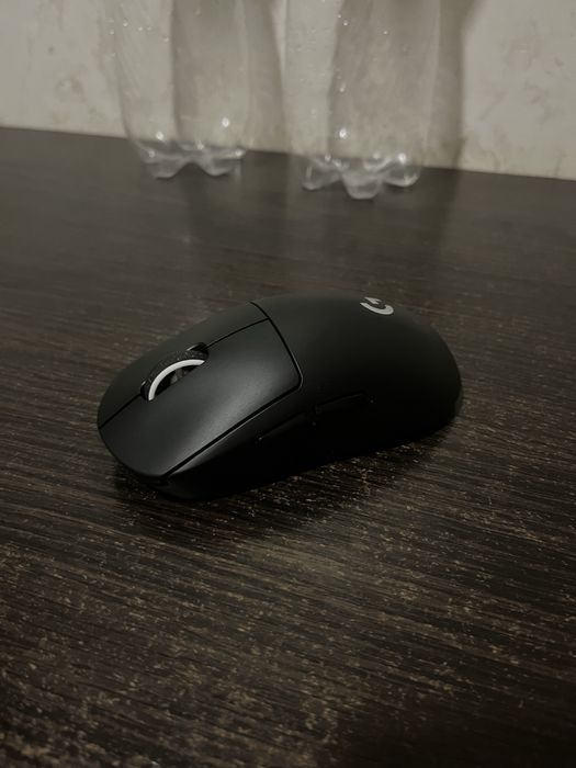 Игровая мышь Logitech Superlight