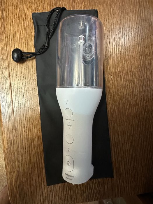 Іригатор philips sonicare 3000