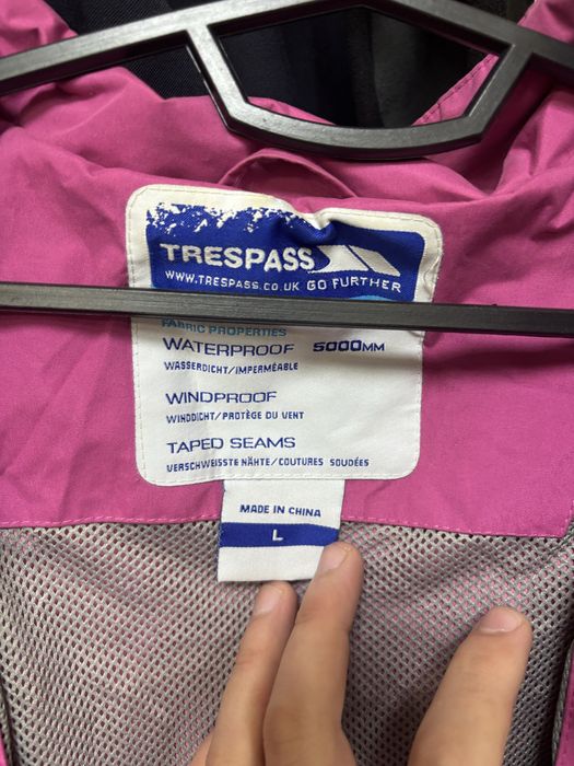 Жіноча куртка Trespass gore-tex