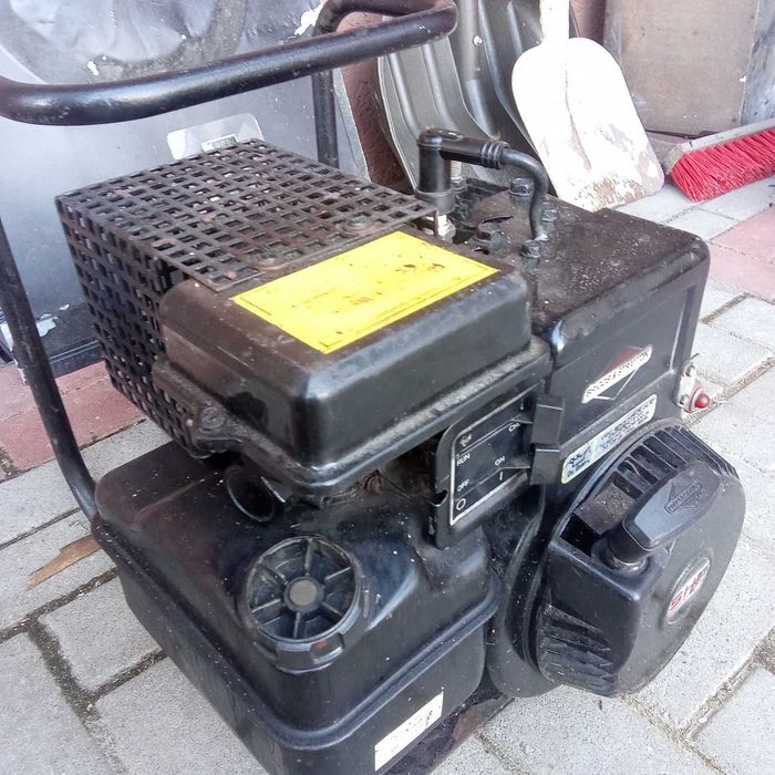 Генератор 3,5 KW з німеччини