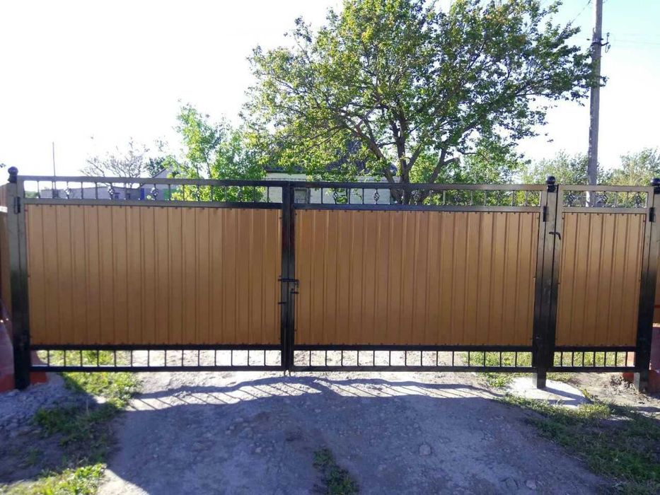 Паркан під Дерево Золотий Дуб