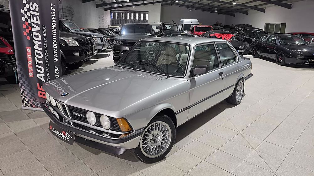 BMW 323