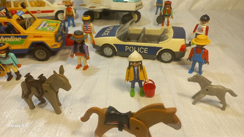 Lote playmobil, só vendo o lote.